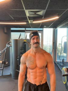 סמואל פלקון: מה שחשוב לדעת על גוף, הכרה ודרך חיים